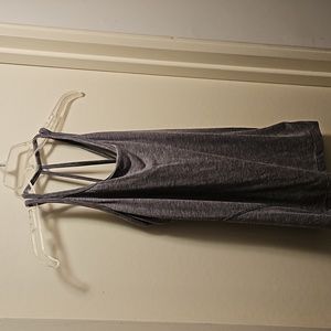 2 shirts. Light gray, Gap. Darker gray, ALO.